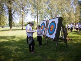 Vereinsmeisterschaft-im-Freien-2018-Pfeile-aufschreiben